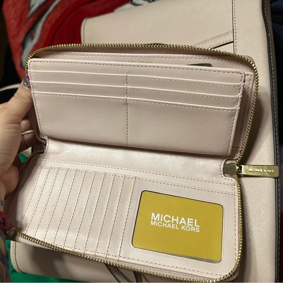 Michael kors purse and wallet
